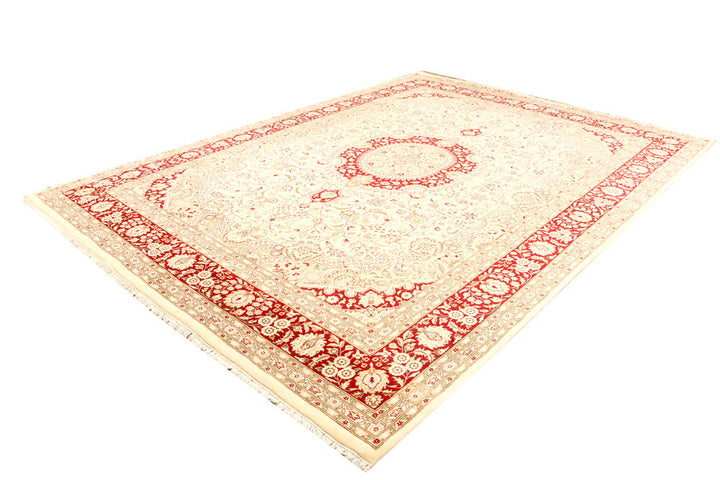 Cornsilk Isfahan 9' x 12' 2 - No. 44892 - ALRUG Rug Store