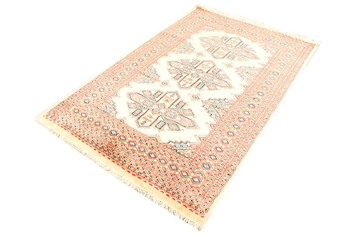Blanched Almond Kafkazi 4' 1 x 6' 1 - No. 44925 - ALRUG Rug Store