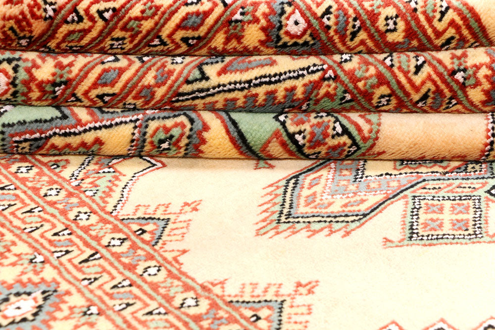 Blanched Almond Kafkazi 4' 1 x 6' 1 - No. 44925 - ALRUG Rug Store