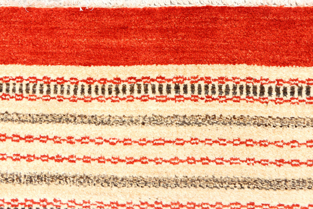 Navajo White Gabbeh 4' x 4' 11 - No. 44977 - ALRUG Rug Store