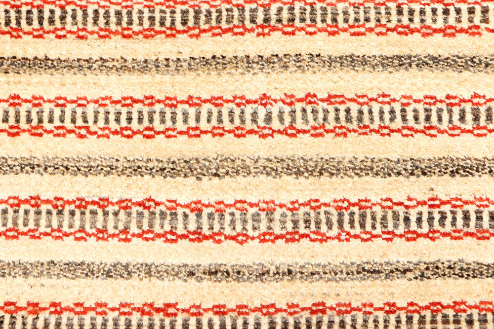 Navajo White Gabbeh 4' x 4' 11 - No. 44977 - ALRUG Rug Store