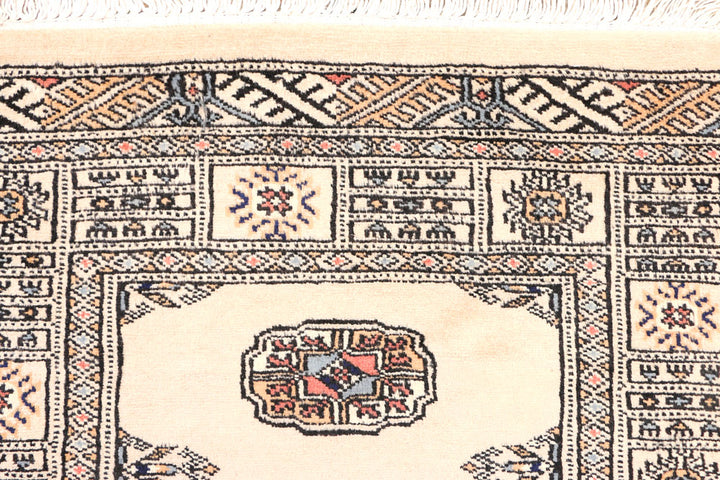 Antique White Bokhara 2' 7 x 6' - No. 45013 - ALRUG Rug Store