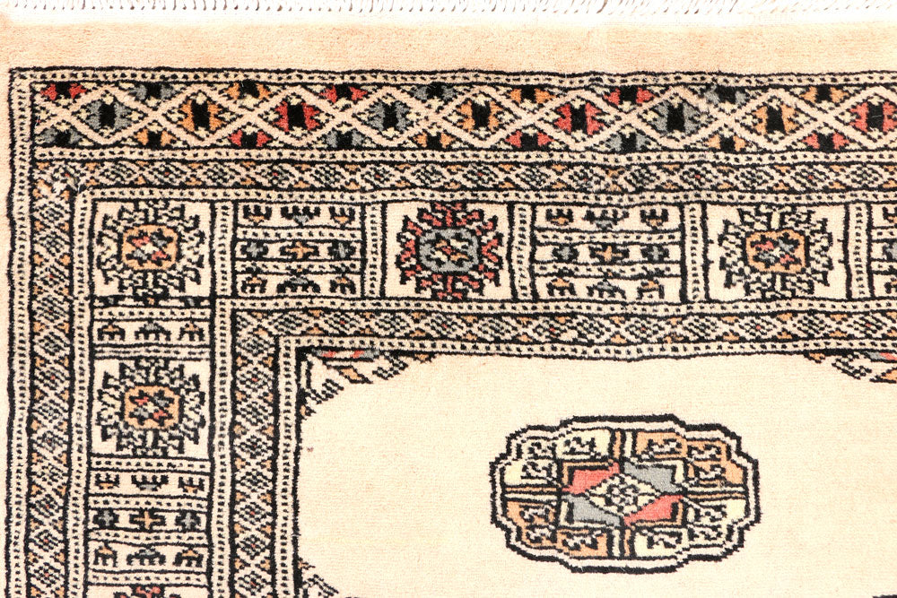 Antique White Bokhara 2' 7 x 6' 6 - No. 45057 - ALRUG Rug Store