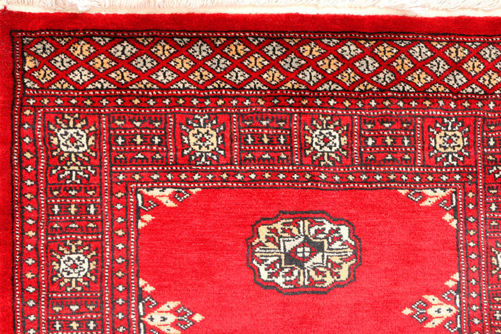Red Bokhara 2' 7 x 6' 10 - No. 45124 - ALRUG Rug Store