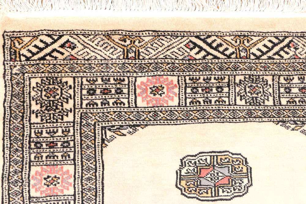 Bisque Bokhara 2' 6 x 6' 5 - No. 45132 - ALRUG Rug Store