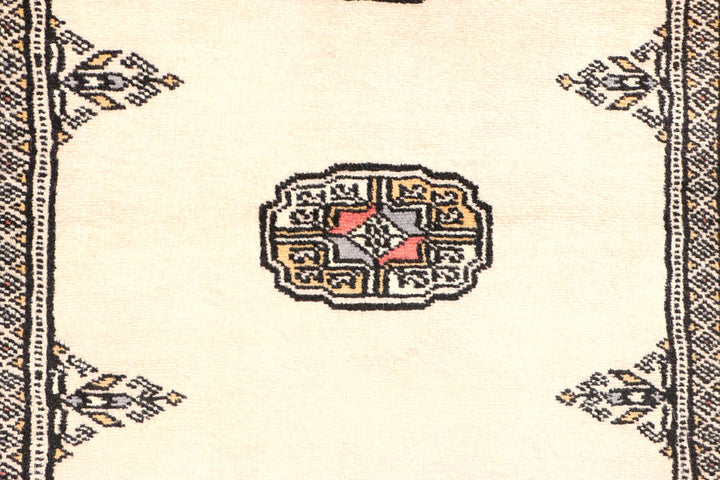 Bisque Bokhara 2' 6 x 6' 5 - No. 45132 - ALRUG Rug Store