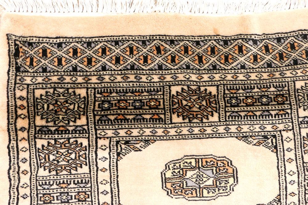 Bokhara 2' 6 x 7' 3 - No. 45140 - ALRUG Rug Store