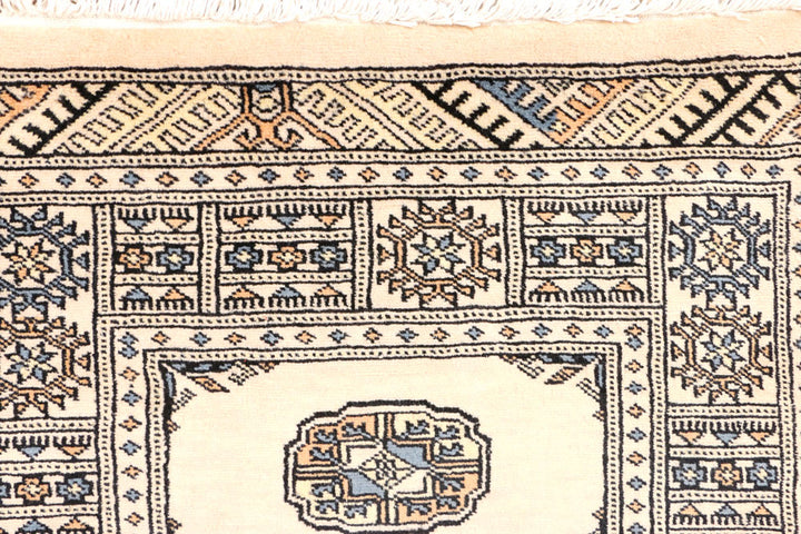 Wheat Bokhara 2' 5 x 8' 4 - No. 45148 - ALRUG Rug Store