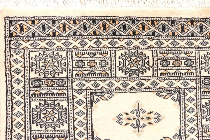 Butterfly 2' 7 x 7' 10 - No. 45156 - ALRUG Rug Store