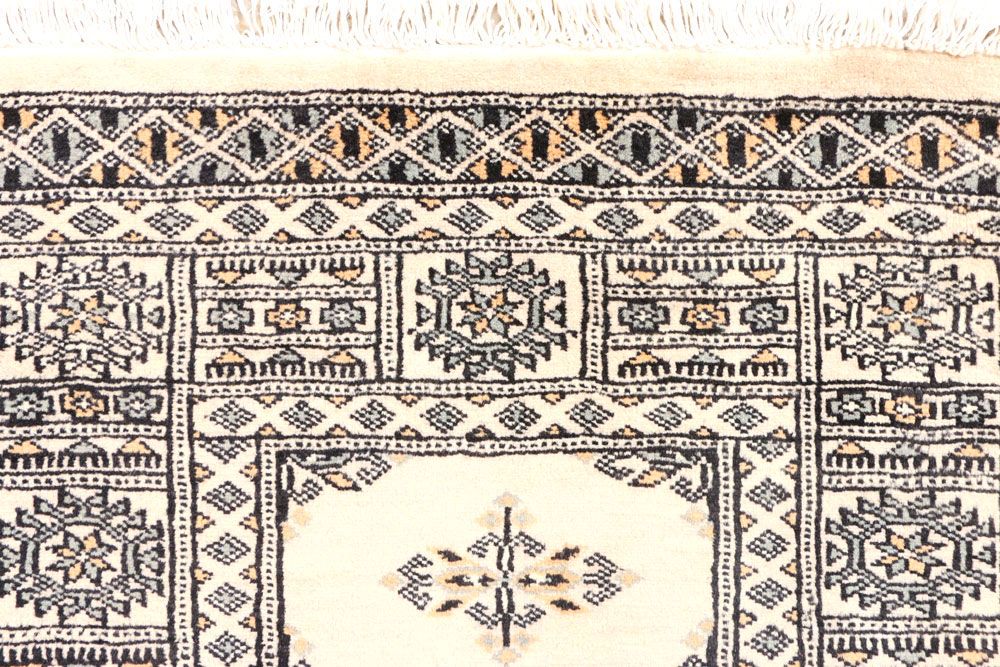 Butterfly 2' 7 x 7' 10 - No. 45156 - ALRUG Rug Store