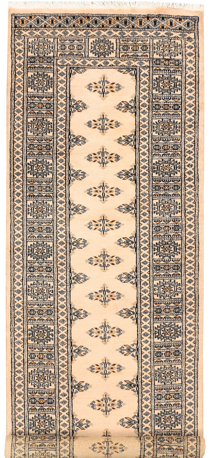 Butterfly 2' 7 x 7' 10 - No. 45156 - ALRUG Rug Store