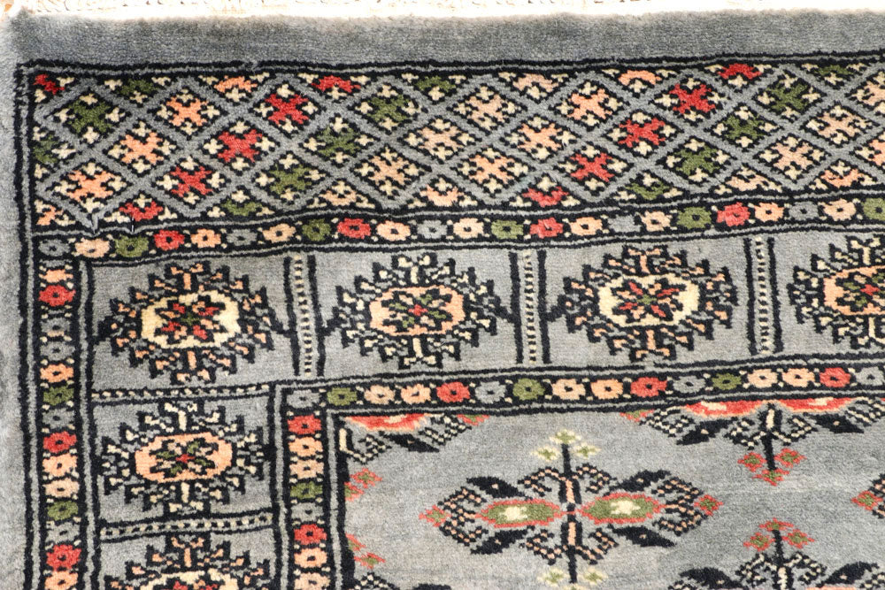 Grey Butterfly 2' 6 x 7' 9 - No. 45163 - ALRUG Rug Store