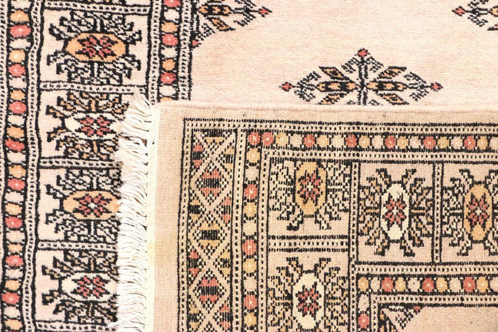 Butterfly 2' 6 x 7' 9 - No. 45170 - ALRUG Rug Store