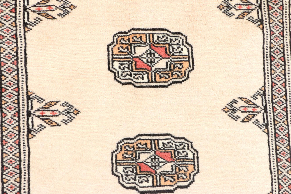 Bisque Bokhara 2' 7 x 8' - No. 45173 - ALRUG Rug Store