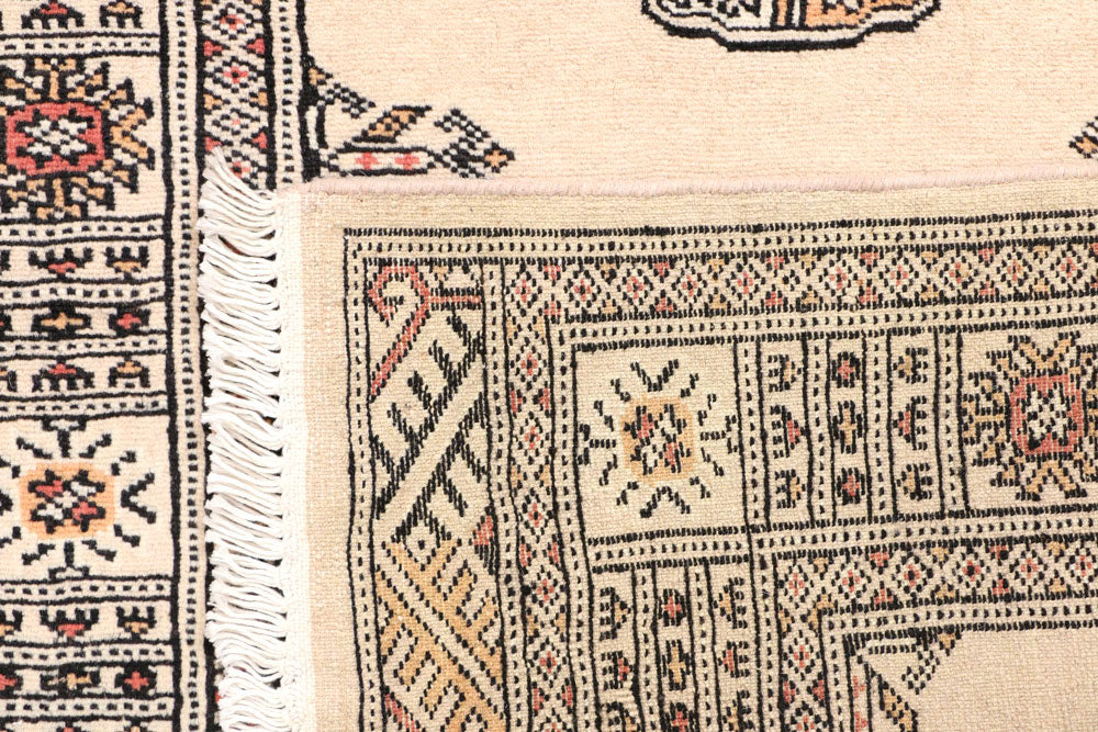 Bisque Bokhara 2' 7 x 8' - No. 45173 - ALRUG Rug Store