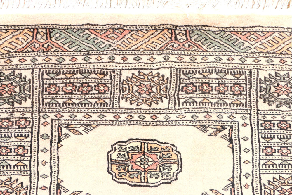 Bisque Bokhara 2' 7 x 8' 1 - No. 45207 - ALRUG Rug Store