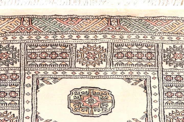 Bisque Bokhara 2' 7 x 8' 1 - No. 45207 - ALRUG Rug Store