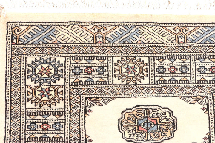 Wheat Bokhara 2' 6 x 7' 7 - No. 45216 - ALRUG Rug Store