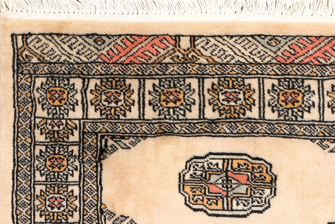 Bisque Bokhara 2'  6" x 7'  9" - No. QA20352