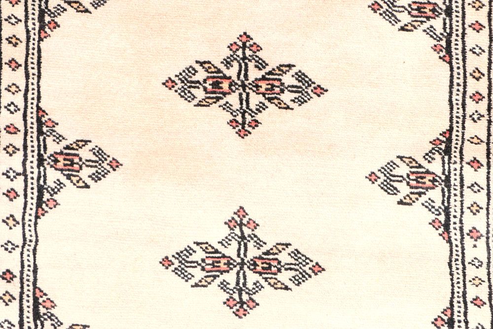 Butterfly 2' 6 x 7' 7 - No. 45273 - ALRUG Rug Store