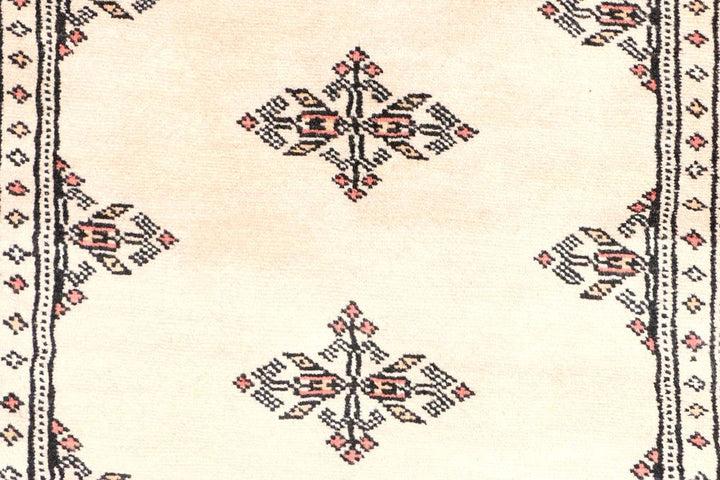 Butterfly 2' 6 x 7' 7 - No. 45273 - ALRUG Rug Store