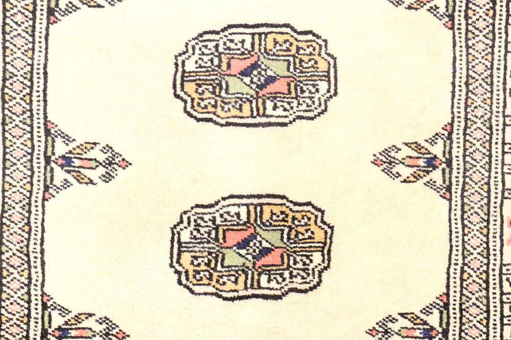 Antique White Bokhara 2' 7 x 8' 9 - No. 45322 - ALRUG Rug Store