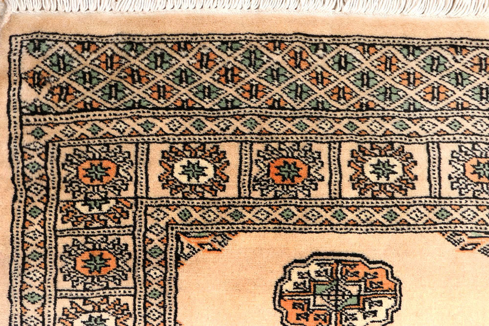 Navajo White Bokhara 2' 6 x 9' 5 - No. 45366 - ALRUG Rug Store