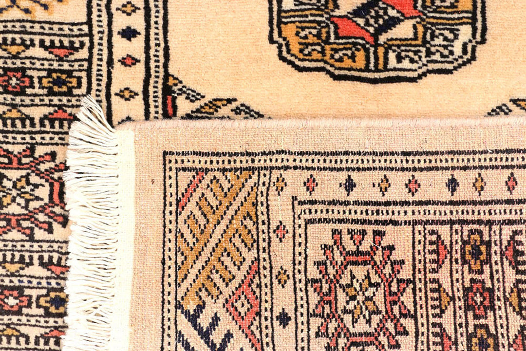 Antique White Bokhara 2'  6" x 9'  5" - No. QA19194