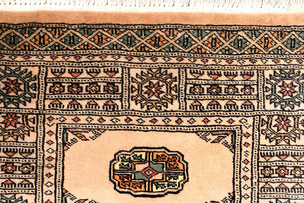 Antique White Bokhara 2' 7 x 9' 3 - No. 45406 - ALRUG Rug Store