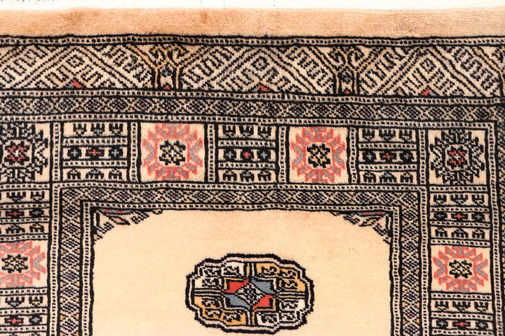 Blanched Almond Bokhara 2' 7 x 9' 6 - No. 45507 - ALRUG Rug Store