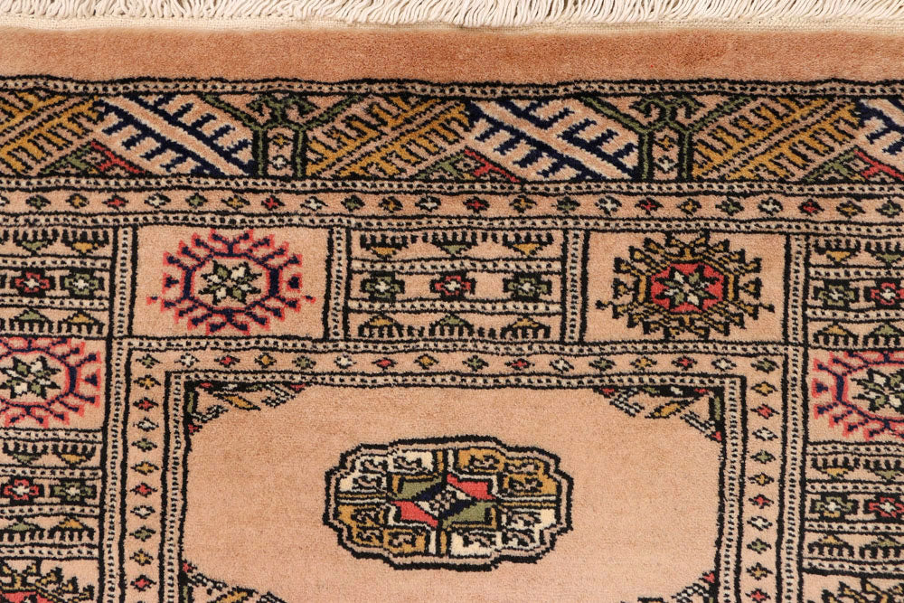 Navajo White Bokhara 2' 7 x 10' 2 - No. 45516 - ALRUG Rug Store