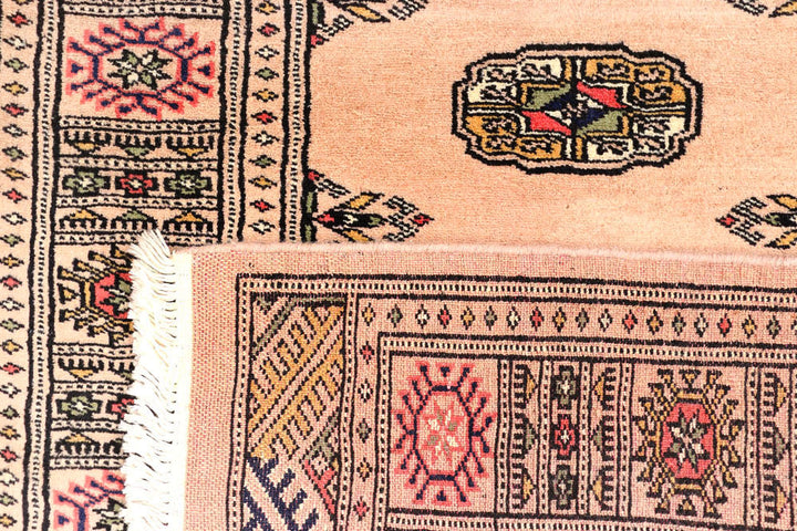 Navajo White Bokhara 2' 7 x 10' 2 - No. 45516 - ALRUG Rug Store