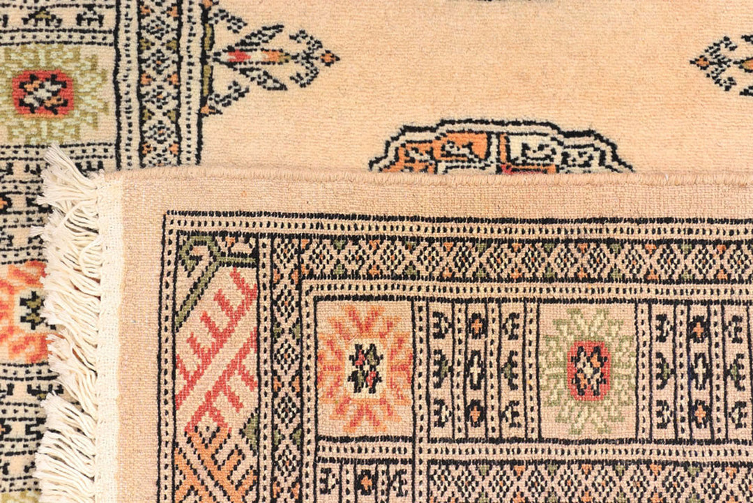 Navajo White Bokhara 2'  6" x 10'  2" - No. QA90891