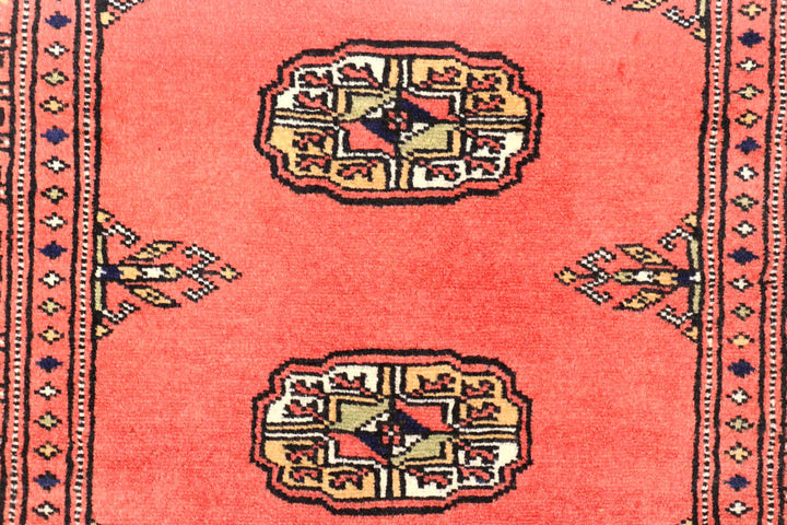 Salmon Bokhara 2' 7 x 10' 1 - No. 45574 - ALRUG Rug Store