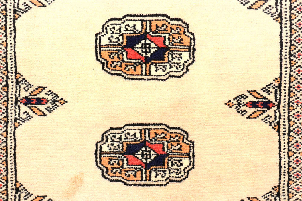 Antique White Bokhara 2' 7 x 10' 5 - No. 45599 - ALRUG Rug Store