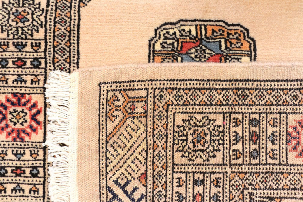 Bisque Bokhara 2' 7 x 11' - No. 45723 - ALRUG Rug Store