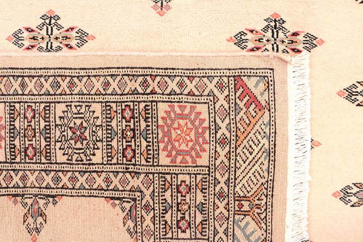 Navajo White Butterfly 4' 1 x 6' 1 - No. 45785 - ALRUG Rug Store