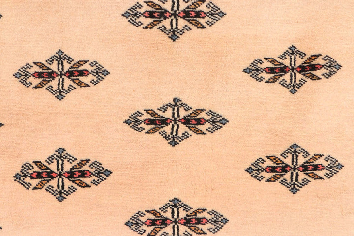 Navajo White Butterfly 4' 1 x 6' - No. 45798 - ALRUG Rug Store