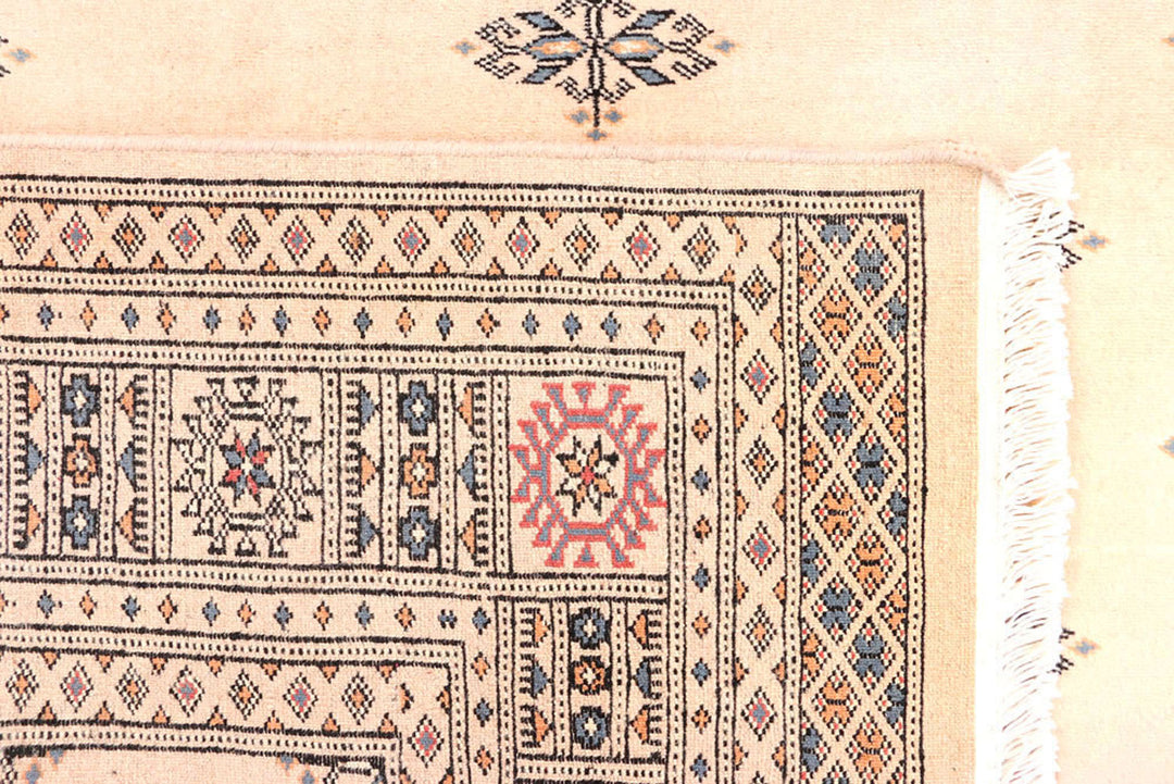 Blanched Almond Butterfly 4' 7 x 6' 8 - No. 45832