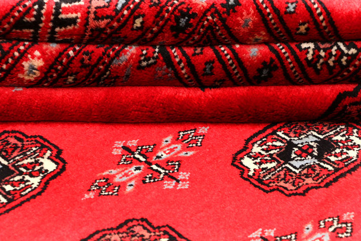 Crimson Bokhara 4' 7 x 6' 9 - No. 45900 - ALRUG Rug Store