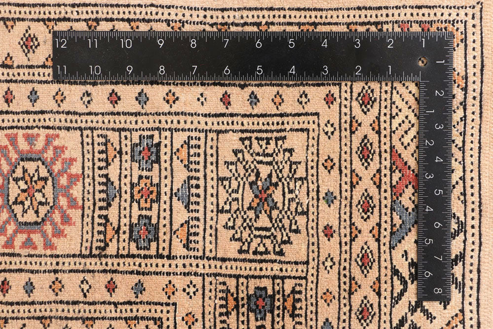 Bisque Butterfly 4' 7 x 6' 6 - No. 45903 - ALRUG Rug Store