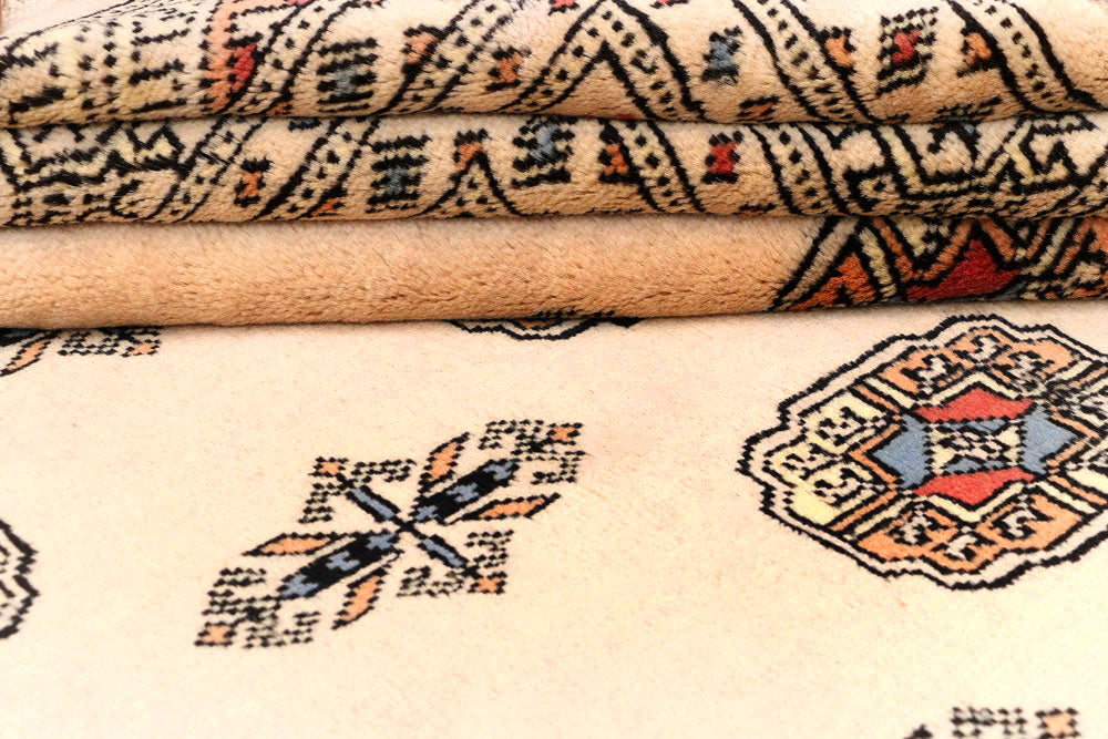 Wheat Bokhara 5' 6 x 8' 11 - No. 45926 - ALRUG Rug Store