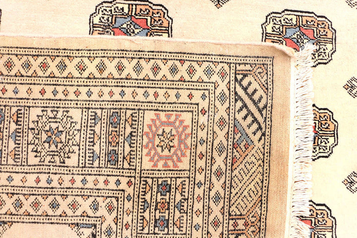 Wheat Bokhara 5' 6 x 8' 11 - No. 45926 - ALRUG Rug Store