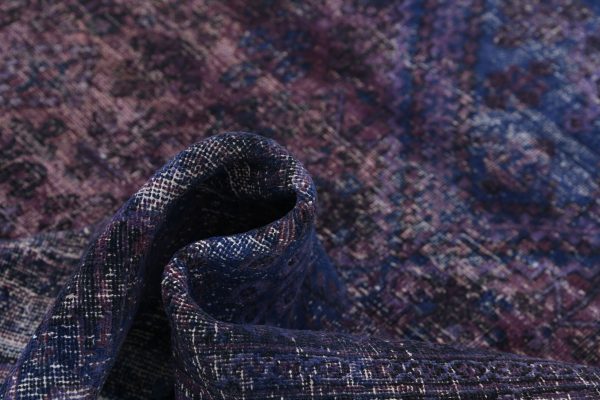 Purple Overdye Rug 6' 9" x 10' 2" Hand-Knotted border