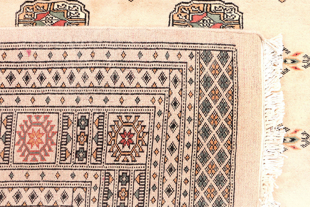 Navajo White Bokhara 6' 6 x 10' 3 - No. 46015 - ALRUG Rug Store