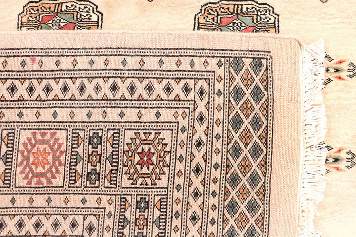 Navajo White Bokhara 6' 6 x 10' 3 - No. 46015 - ALRUG Rug Store