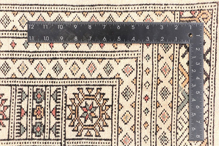 Butterfly 6' 5 x 10' 7 - No. 46021 - ALRUG Rug Store