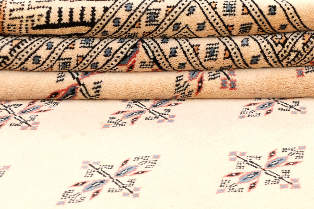 Tan Butterfly 6' 7 x 10' 1 - No. 46072 - ALRUG Rug Store