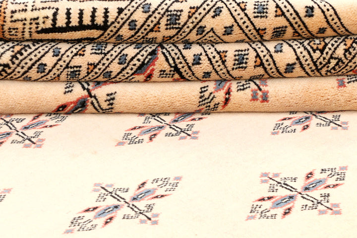 Tan Butterfly 6' 7 x 10' 1 - No. 46072 - ALRUG Rug Store