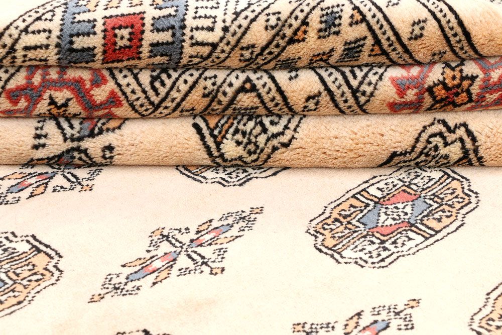 Bokhara 6' 8 x 10' 2 - No. 46105 - ALRUG Rug Store